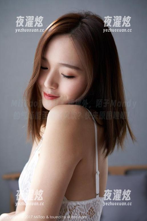MiiTao蜜桃社 - 短裙外，陌子Mandy的气场能否敌过风吹？快来原图瞧瞧！