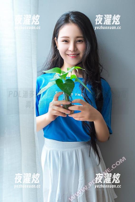 PDL潘多拉 - 福利来了！土肥圆女孩的写真，看得我直呼‘真香’啊！