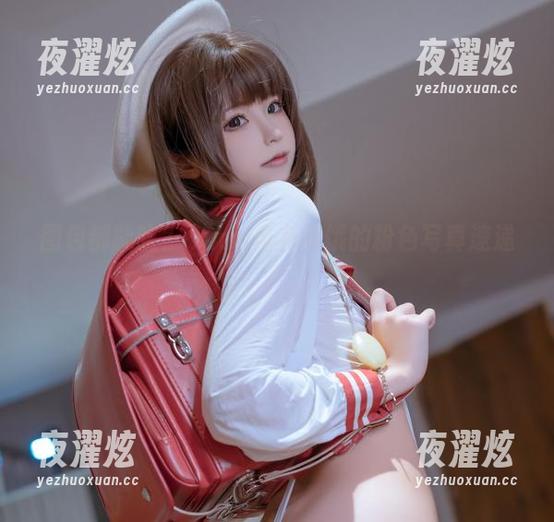 图包都能吃？Quan冉有点饿的粉色写真速递！