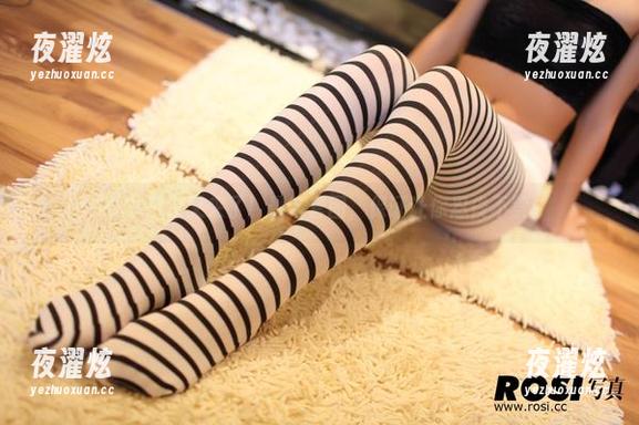ROSI日常又来了！最新套图，保证让你忍俊不禁。