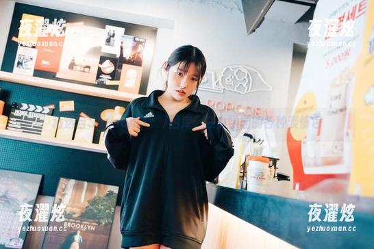 精选自Sonson(손손)图库：贱女学园的各种表情包