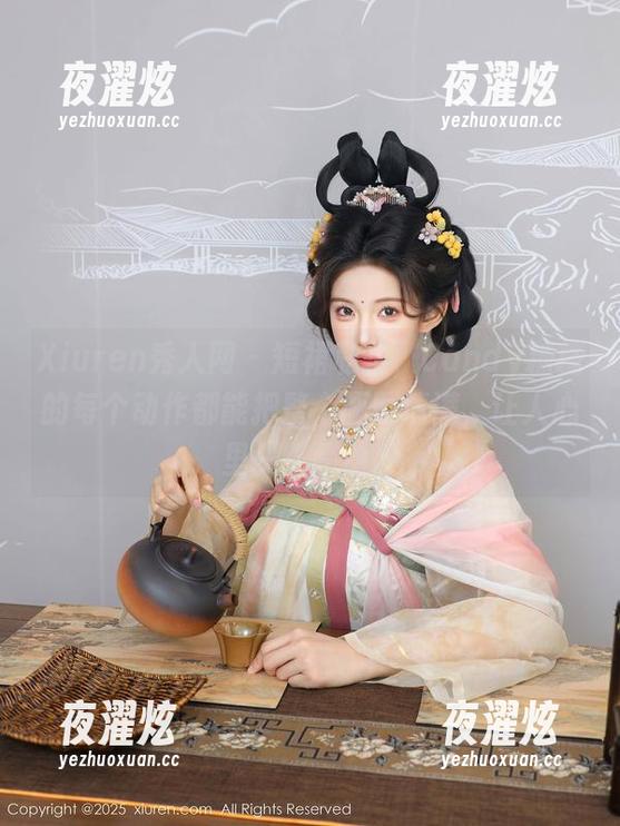 Xiuren秀人网 - 短裙私拍，Candy糖糖的每个动作都能把整个画面填满，让人心里一阵骚动。