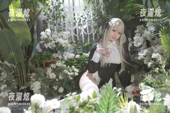 集合了小恶魔强大气场的asagiriai(爱ちゃん)写真全集，挑战你的审美极限