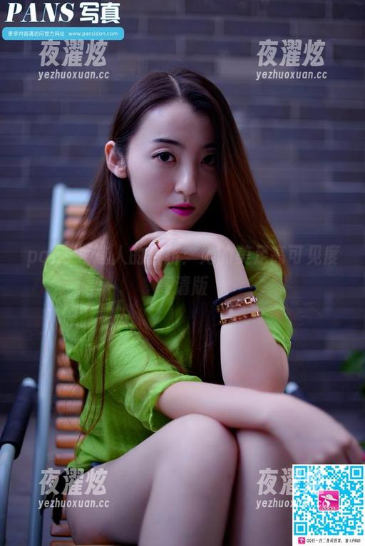 pans - 迷人的折折：她的美足高可见度高清版