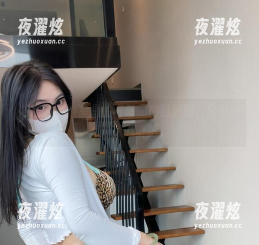 微密圈 - 浴室里的可爱的肉巴原图，分享一点个人八卦吧。