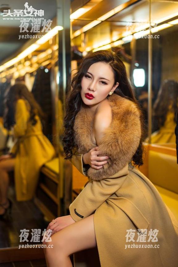 头条女神 - 高清草莓酱女仆，随你下载，失控的生活里的“老板”！