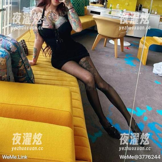 微密圈 - 更新在即，奈斯希希的黑白写真如期而至，内心小激动。