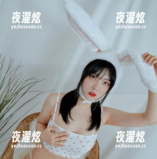 宋哈娜的红点点，最新原图亮相，感觉一秒就掉进梦里了！