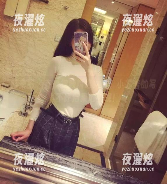 微密圈 - 直播视频精选之后，小芯酱的写真不计后果地呈现！