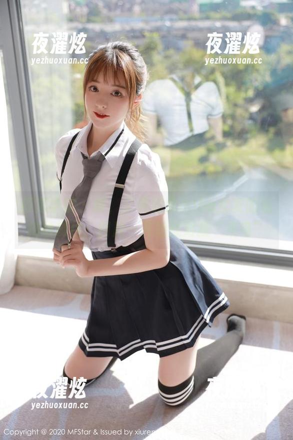 模范学院 - 唉，又被加朵babe女友的私拍给摄住：图片一开始就对我“来电”