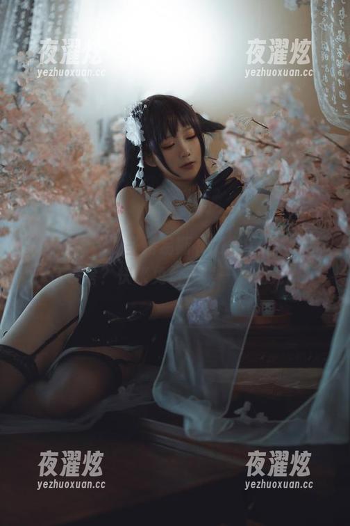 被樱落酱w的圣路易斯礼服戳中了，你还在等啥？快来免费合集一探究竟！