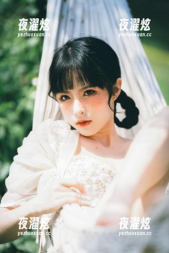 清水由乃的体操服白丝合集中又有新花样，更新后完全不信你能做到专心！
