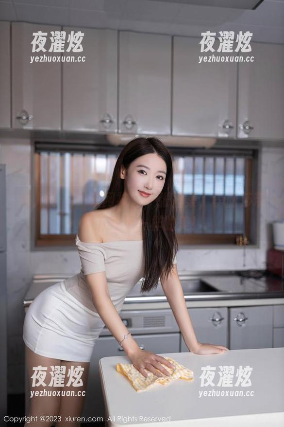 秀人网-李丽莎 秀人网 - 一双网袜,一张图集,李丽莎带你下载不一样的美!