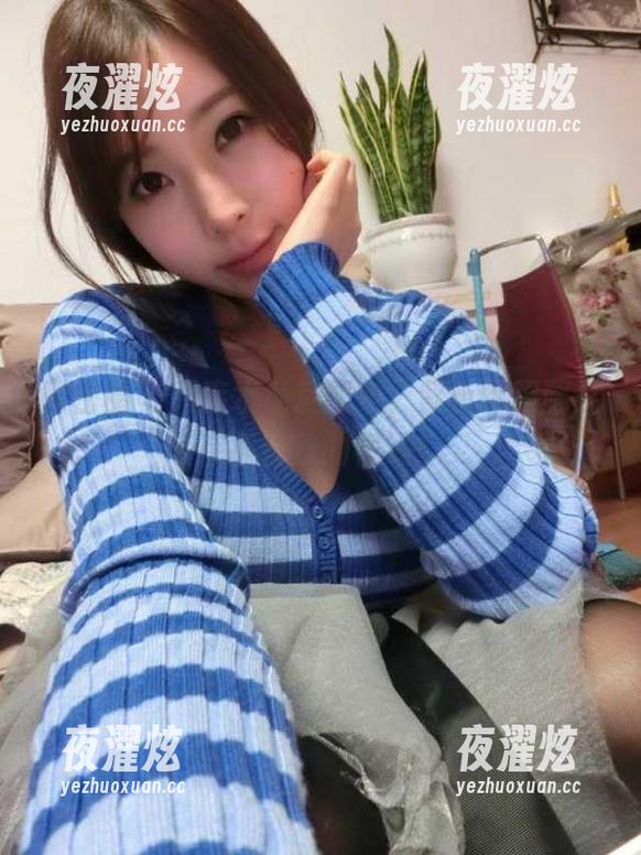 微密圈 - 死库水私房图包，紫色哒豚豚又在抓住我的视线！