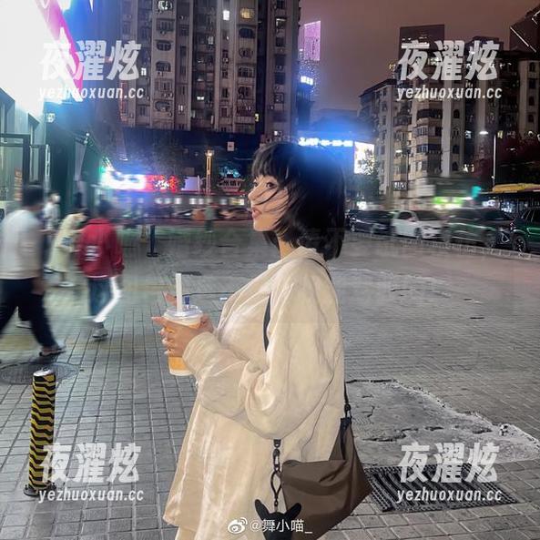 “舞小喵”婚纱合集：请不要试图模仿，这图包精选不是你我能驾驭的！