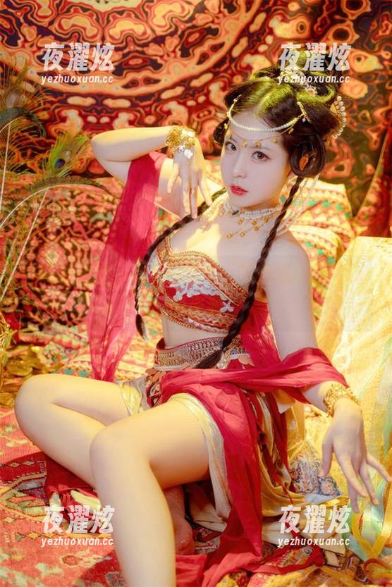 逃离办公室，欢迎虎森森：下班后OL趣事套图资源