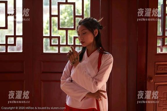 蜜桃社-伊素妍 蜜桃社 - “女孩”这事儿,伊素妍给咱们做了个榜样,下载套图了解一下!