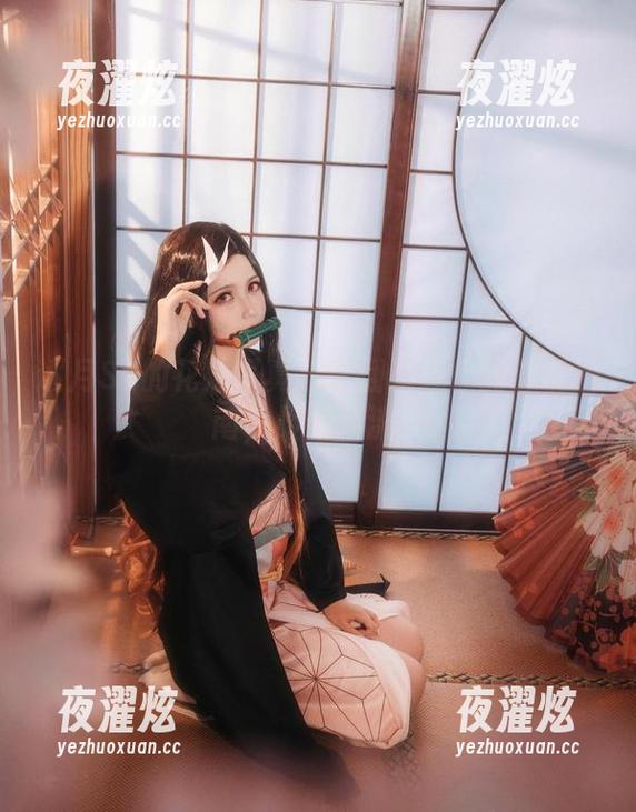 逐月Su的花嫁写真集：翻译成你的恋爱指南，最新潮流！